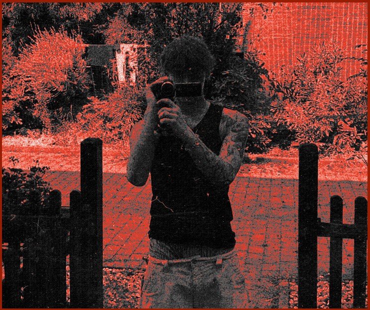 ᅠᅠᅠᴿᴬⁱ┈͜͡S𝙴r . ︭. ︭︭. 𝒗𝒂𝒎𝒑 . ⛧ tweet media