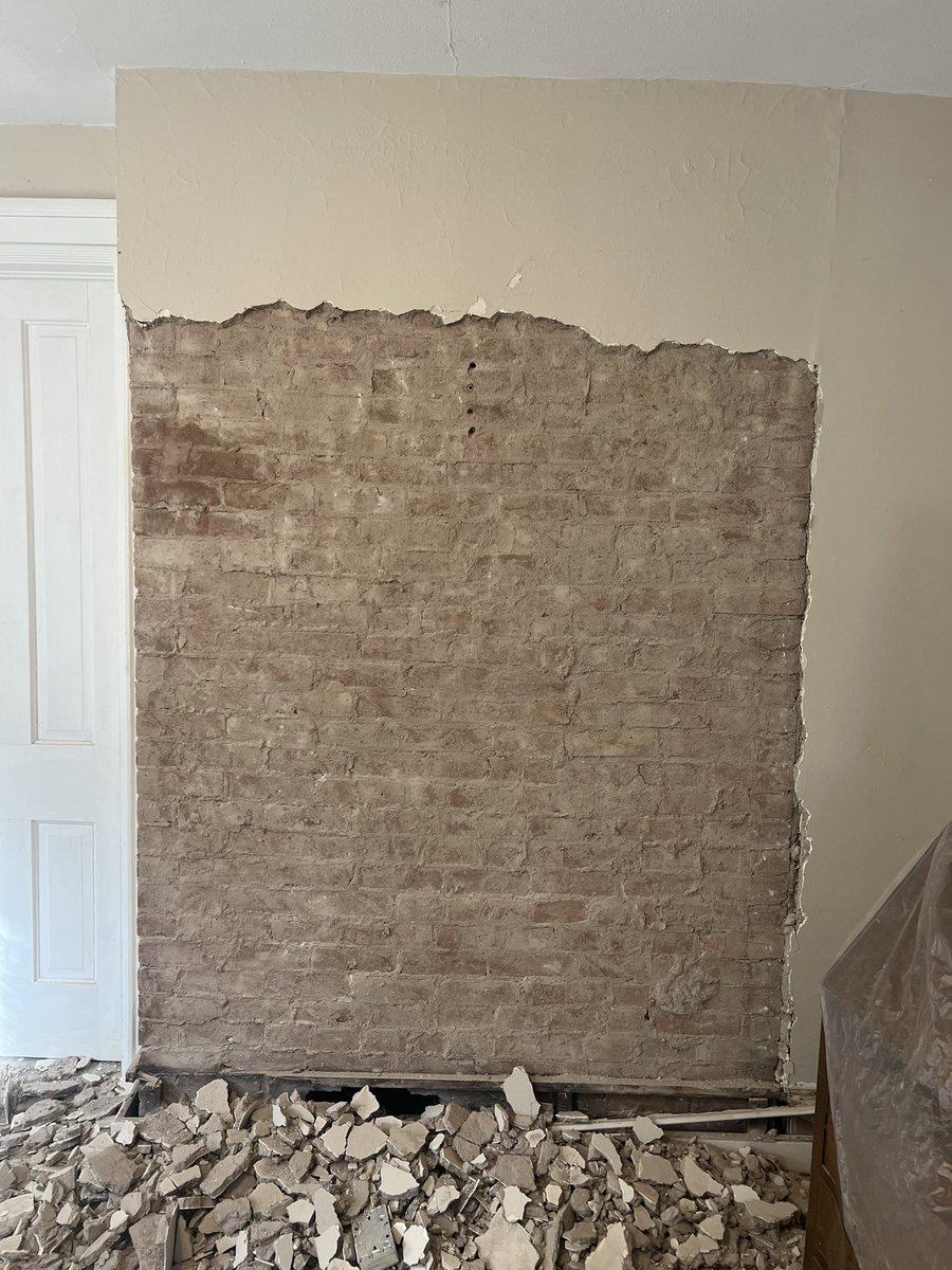 TalibanArtDealer tweet media