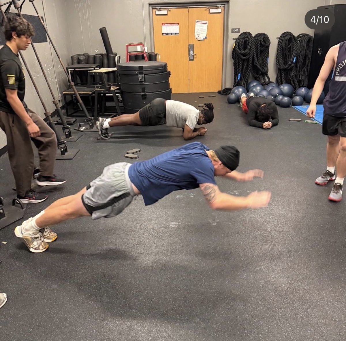 Omar Colon tweet media