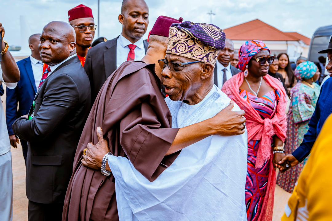 STATE HOUSE PRESS RELEASE

AT 2ND TERM INAUGURATION:

VP Shettima Lauds Governor Soludo's Contributions To Nation Building

Says, Anambra people have renewed covenant with competence, consolidation

The Vice President, Senator Kashim Shettima <a href="/officialSKSM/">Senator Kashim Shettima</a> , has applauded Anambra