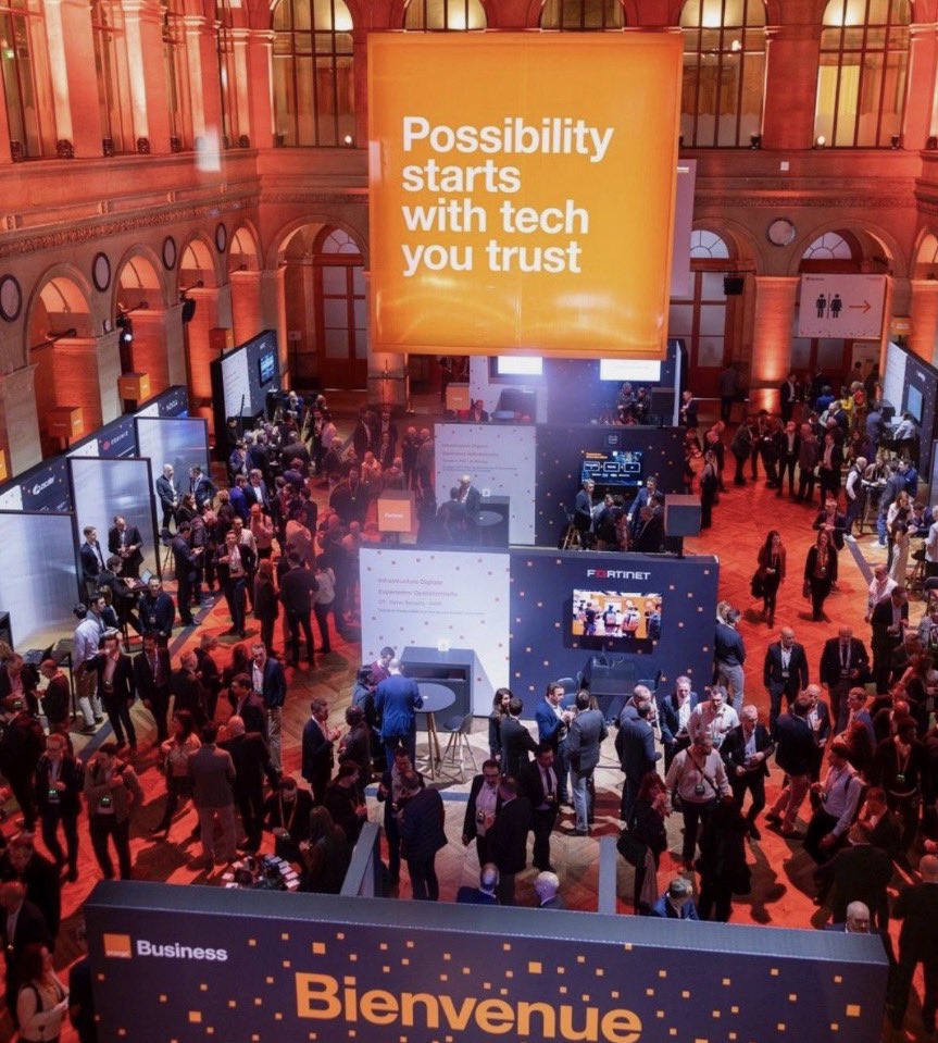 stevejarrett's tweet photo. Our great @orangebusiness CEO @AlietteML just launched the first trusted AI agents in Europe in our groundbreaking partnership with @LangChain.
LangChain and LangGraph agents will run on our #LiveIntelligence platform with on-premise LangSmith observation all running on GPUs hosted entirely in our latest sovereign Orange data center in France.
Excited for this state of the art solution for our customers requiring trusted AI solutions in France and beyond.
Thanks to the brilliant LangChain CEO @hwchase17 as well as the core Orange Trusted AI team including @dr_ujavaid , @miguelalva, @AnaBildea, and of course ‘The Father of Dinootoo’ Joachim Flechaire and our exec sponsors @bruno_zerbib and Aliette.
Bravo !
#TrustTheFuture #TrustOrange