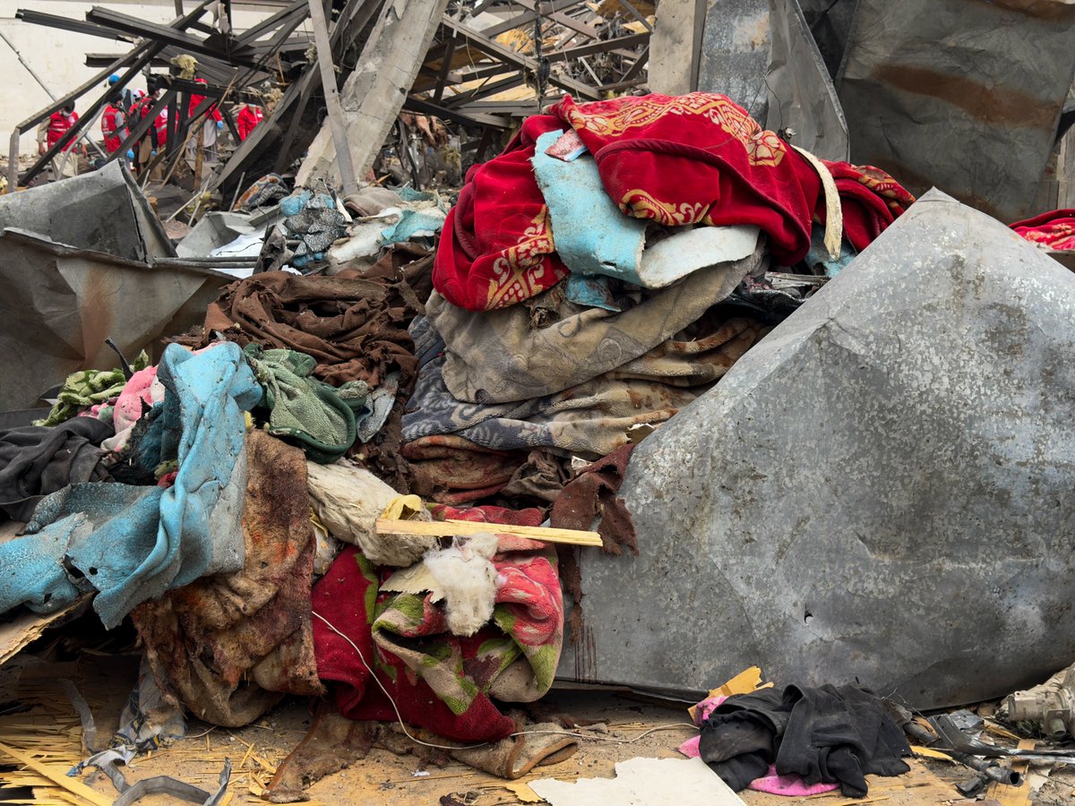 NRC_Norway's tweet photo. Hundreds of people were killed last night in Kabul when an airstrike hit a drug dependency treatment hospital. This is unacceptable.

We urge parties to the conflict to respect international humanitarian law. Civilians and civilian infrastructure must never be a target. https://t.co/xJNABjv8gI
