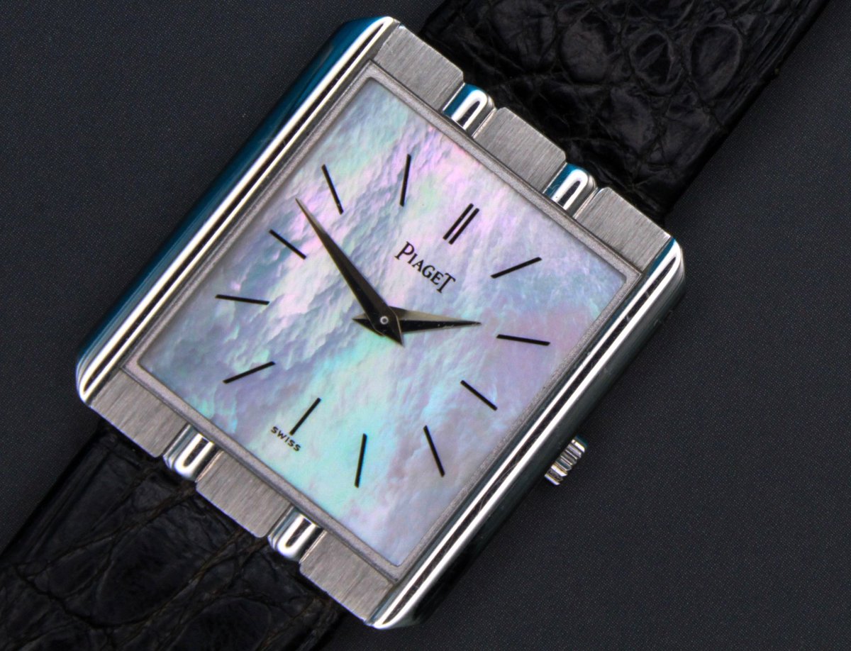 4AAAAart's tweet photo. I'm a sucker for vintage Paiget watches* https://t.co/gCZ1s0ooCX