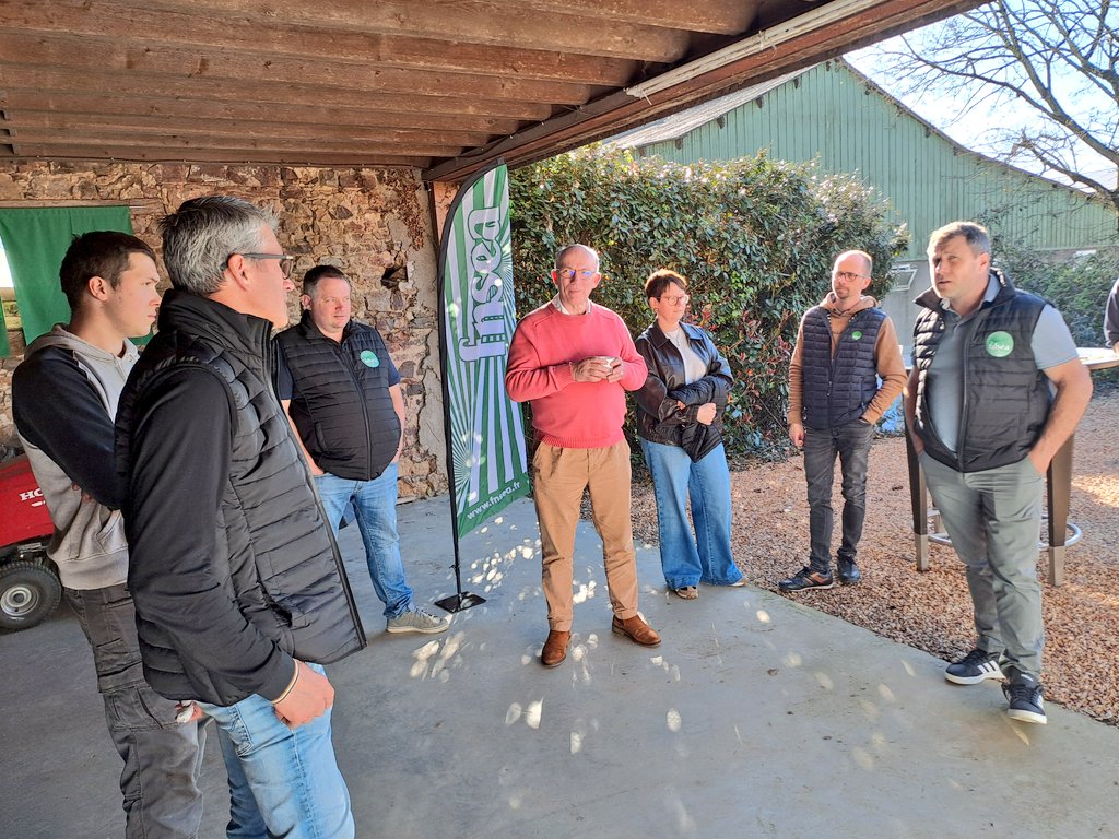 fdsea53's tweet photo. [#Evénement] A quelques heures de notre Assemblée générale @fdsea53 à #Argentré, nous recevons @ArnoldPuech, président de @worldfarmersorg chez @ODUDU53, agriculteur à la #ChapelleRainsouin, pour lui présenter l'#agriculture de la @lamayenne. @FNSEA @FRSEA_PDL https://t.co/NegMi8IkoT