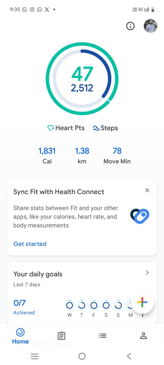 DhissaAlex's tweet photo. My heart points show 47. 

This isn’t normal—if I sprint 100 meters, I barely gain 0–1 point.

I think it happened because I took an e-rickshaw from Burari to Sant Nagar. 

Road is very rough, so the constant shaking probably made my phone think I was doing intense exercise. https://t.co/Tb2SeKFxoA