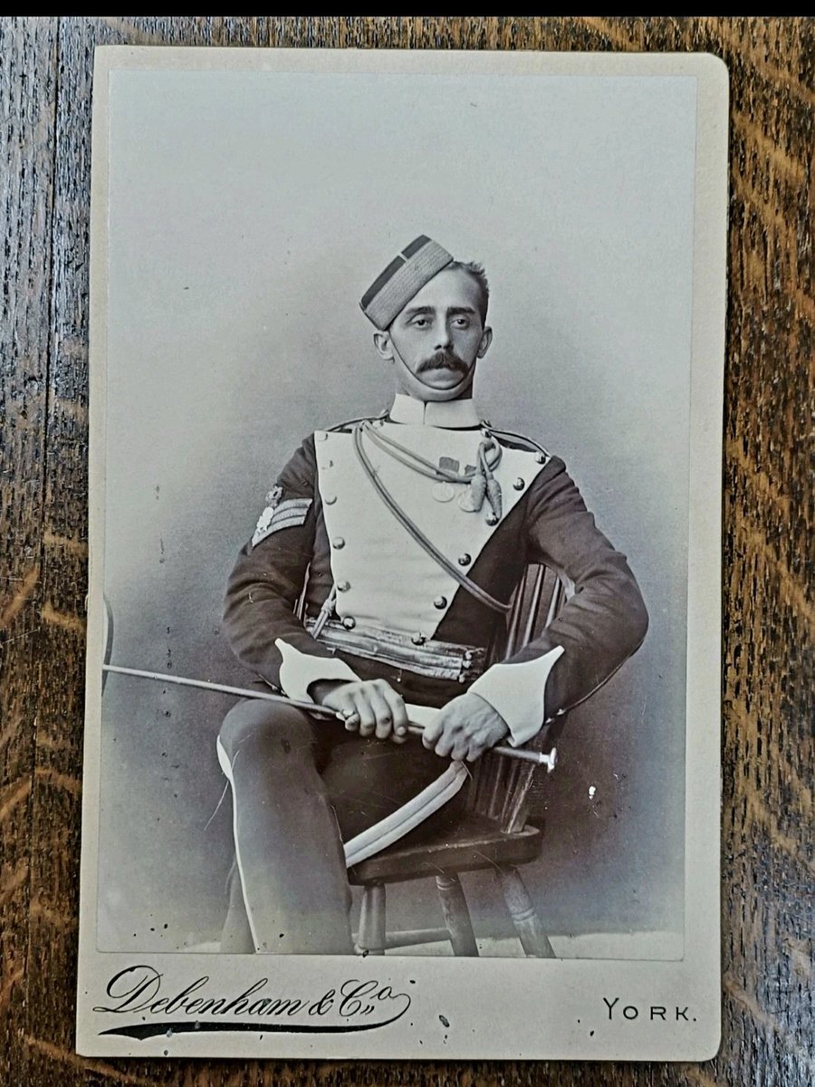 Petersfield Bookshop tweet media