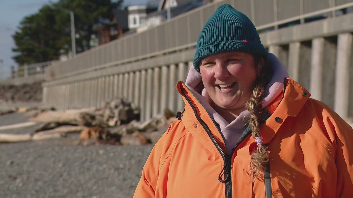 AlkiSurfShop tweet media