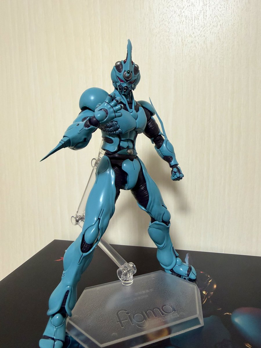 ogatamose's tweet photo. 初版時買い逃してたfigmaガイバー1も購入！BFC MAX以来20年ぶりのガイバー1フィギュア！！
展示会初日は海外出張中だったので入手諦めてただけに、平日期間の再入荷はありがたい！ https://t.co/T3wlsr32da