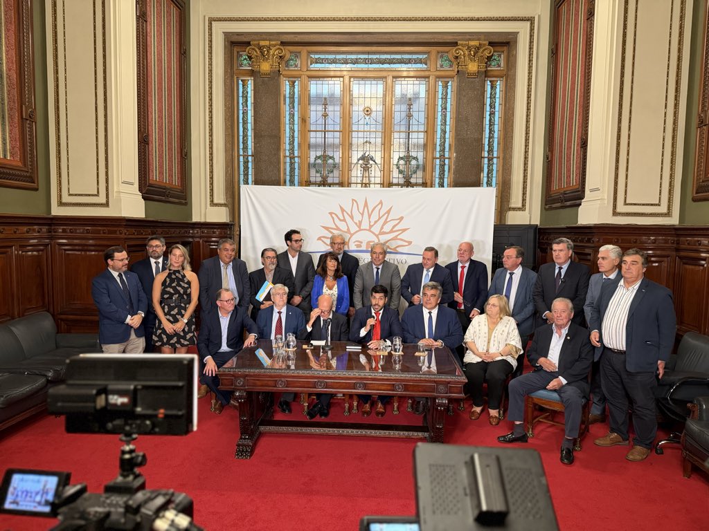 Javier García tweet media