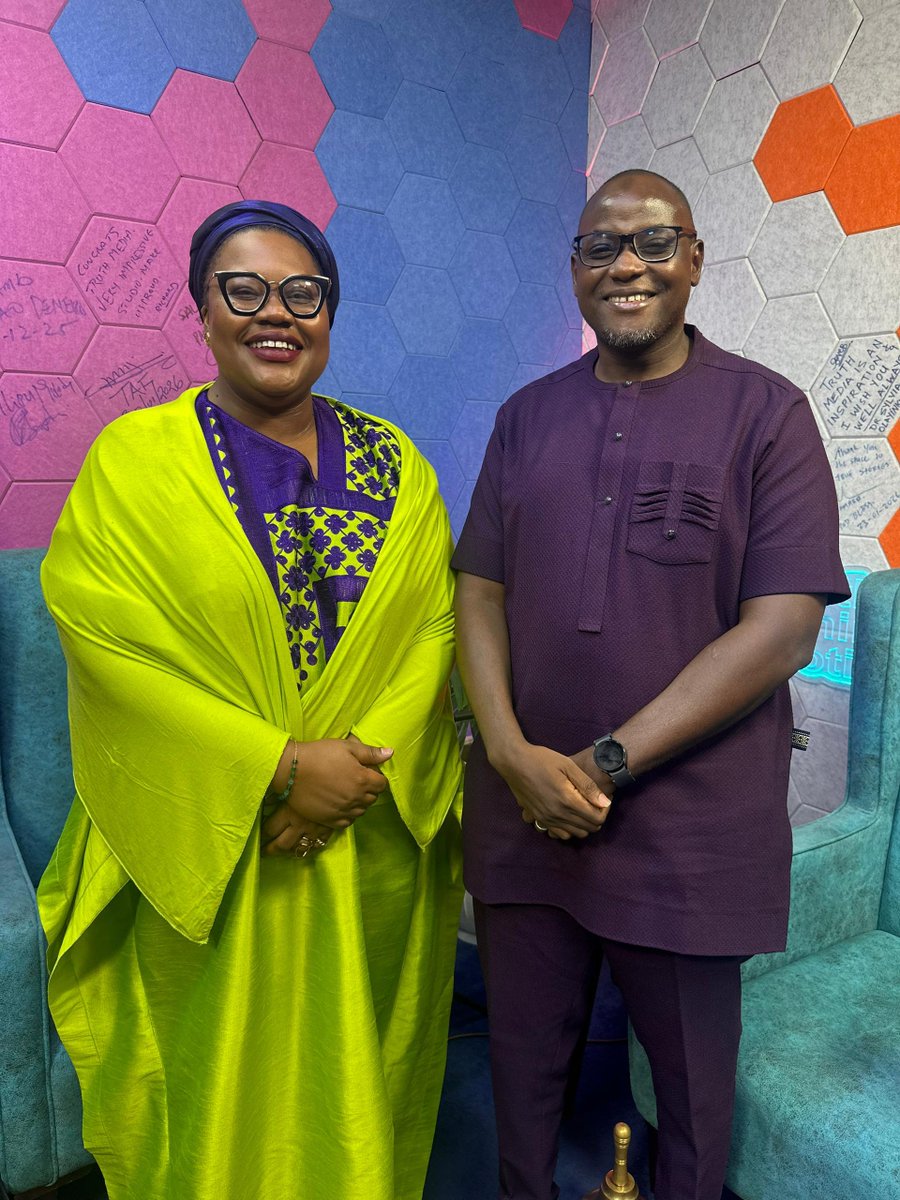 Y O U T E R U S tweet media