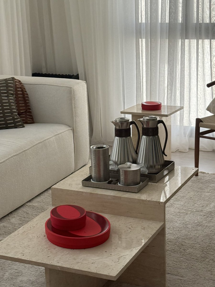 - مرام تقول: tweet media