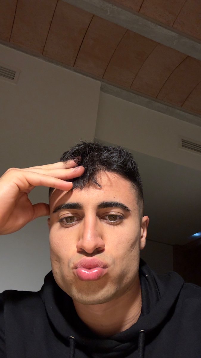 edgiriland tweet media