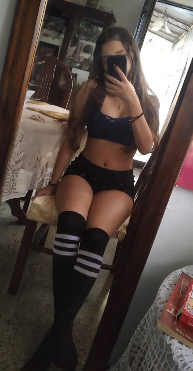 Ari tweet media