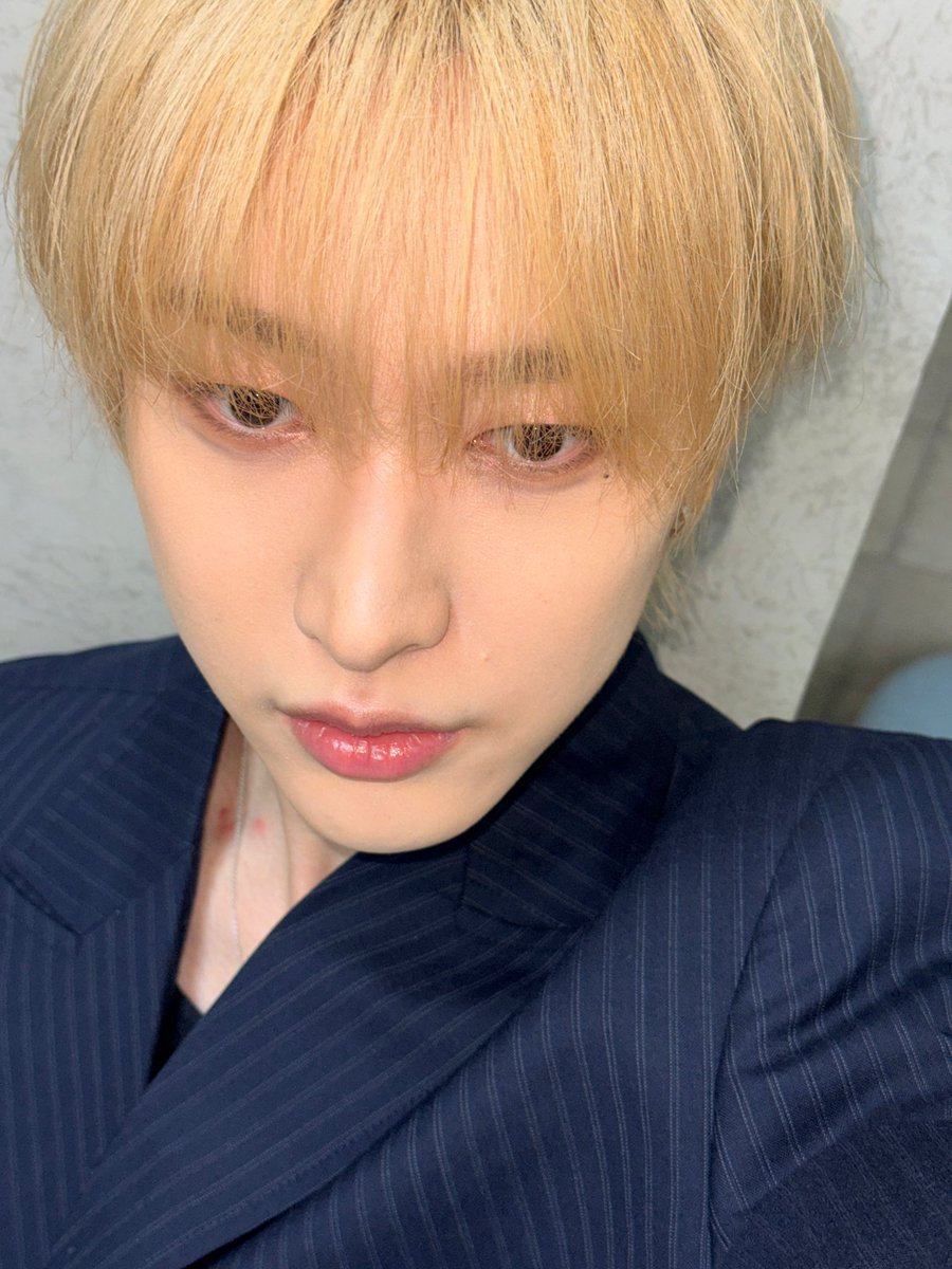 Nine France 🌼 tweet media