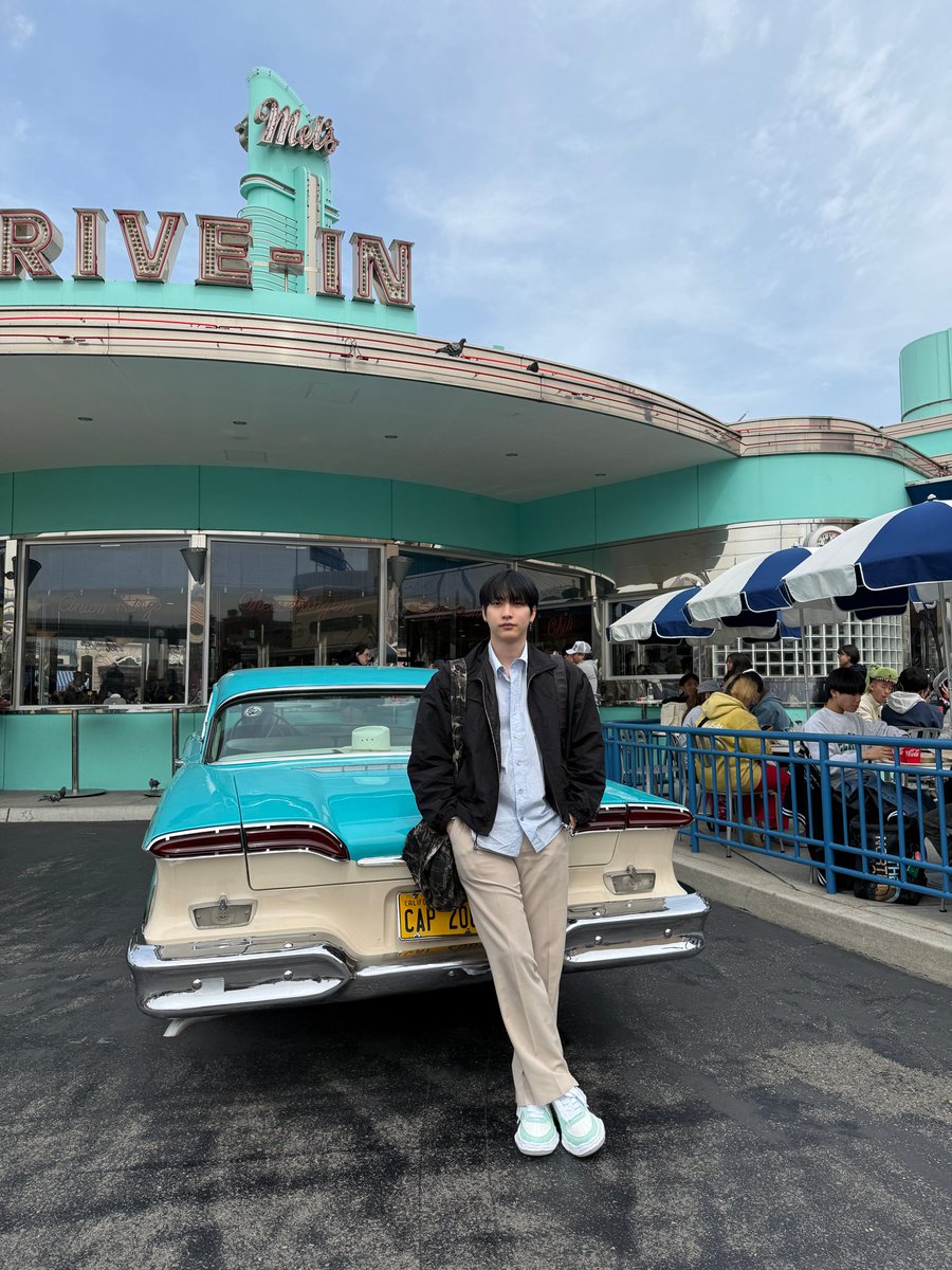 Nine France 🌼 tweet media