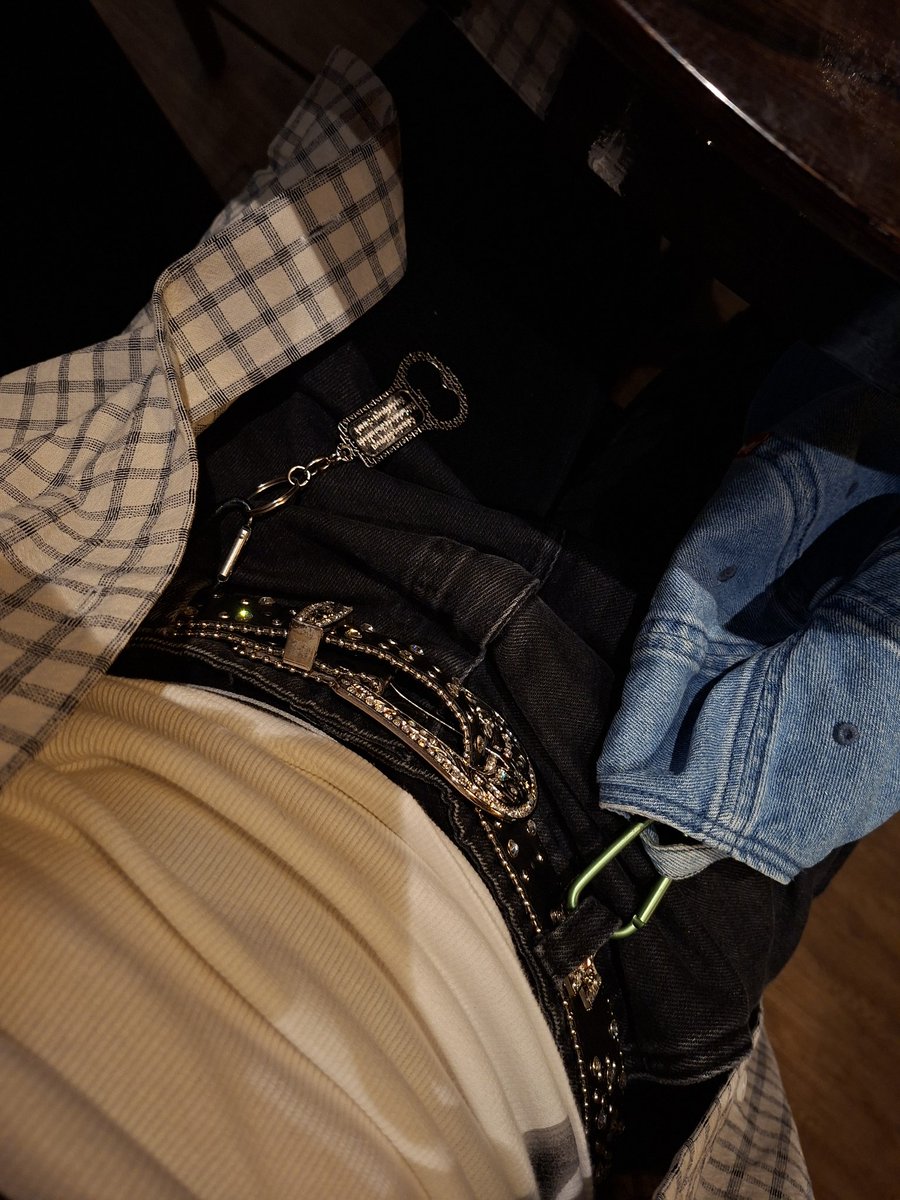 luisa 🦦 tweet media