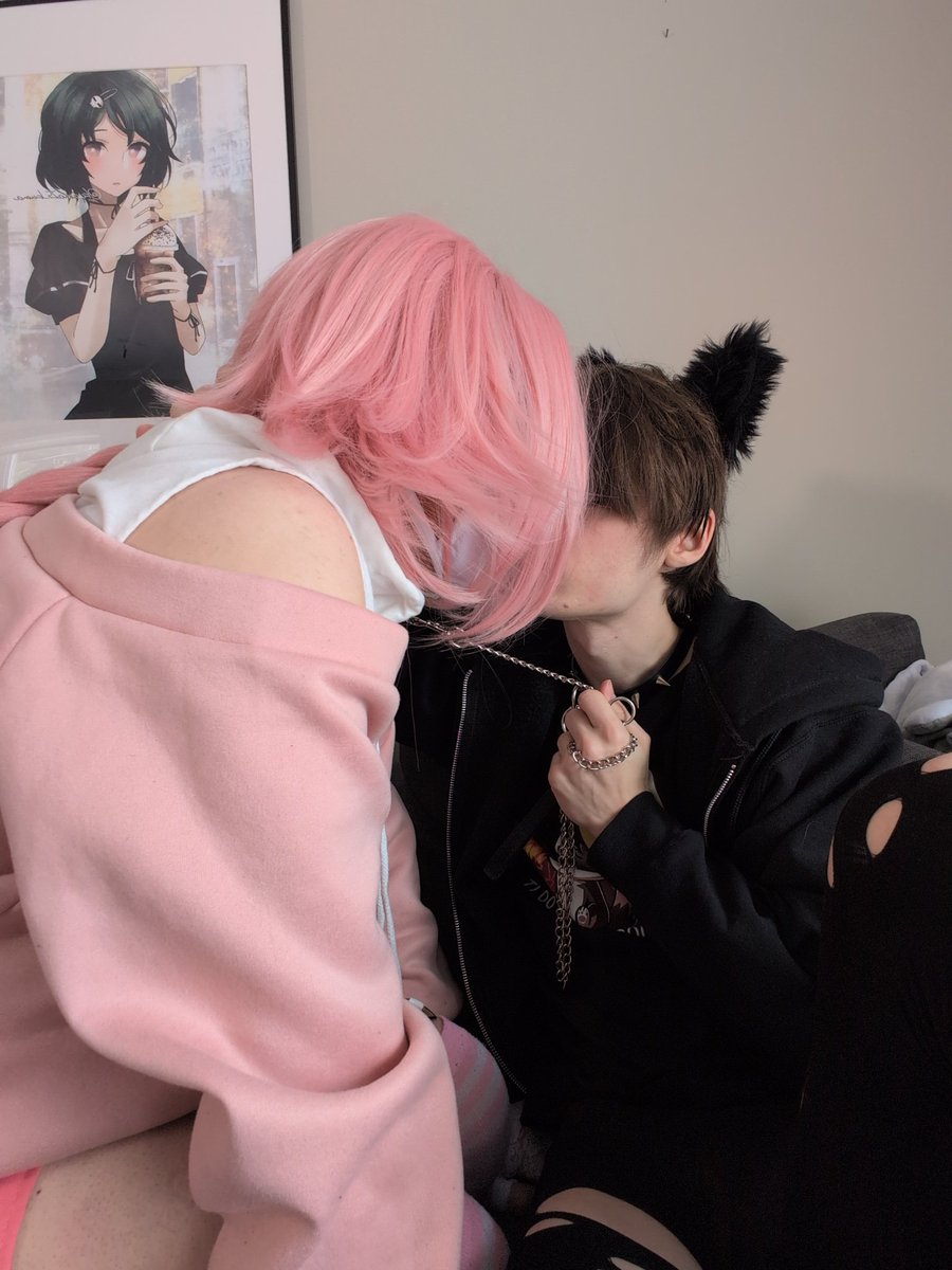 nya_charlie's tweet photo. I might be a boykisser after all~ 

ft: @KaliFemboyUwU https://t.co/dYN7YvbDP8