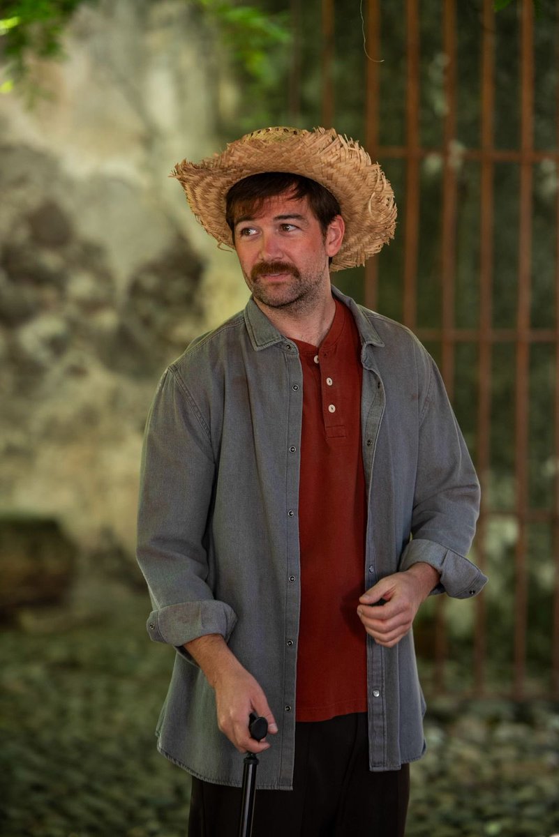 Ink Entourage tweet media