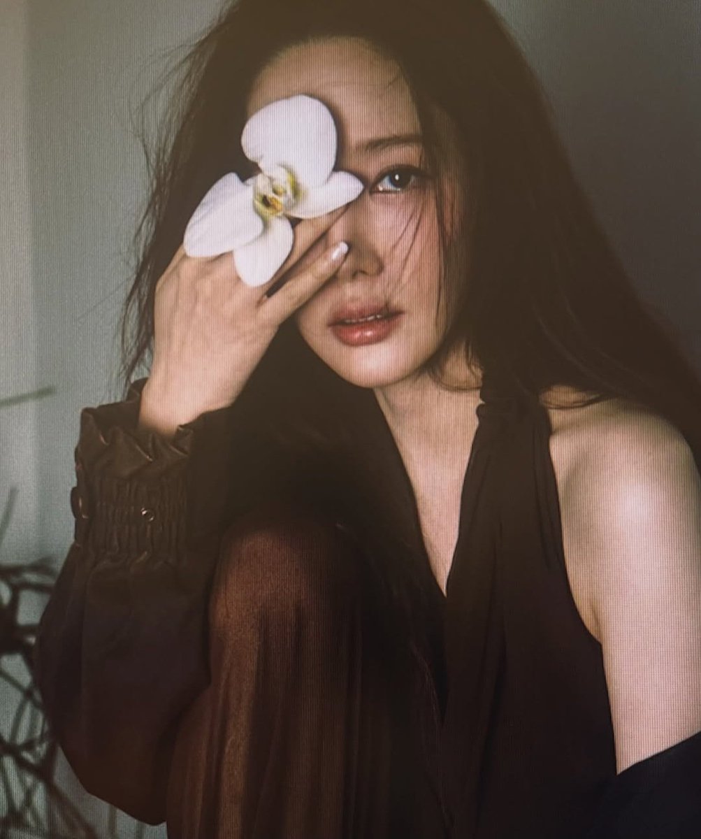 Minyoung 🌞 tweet media