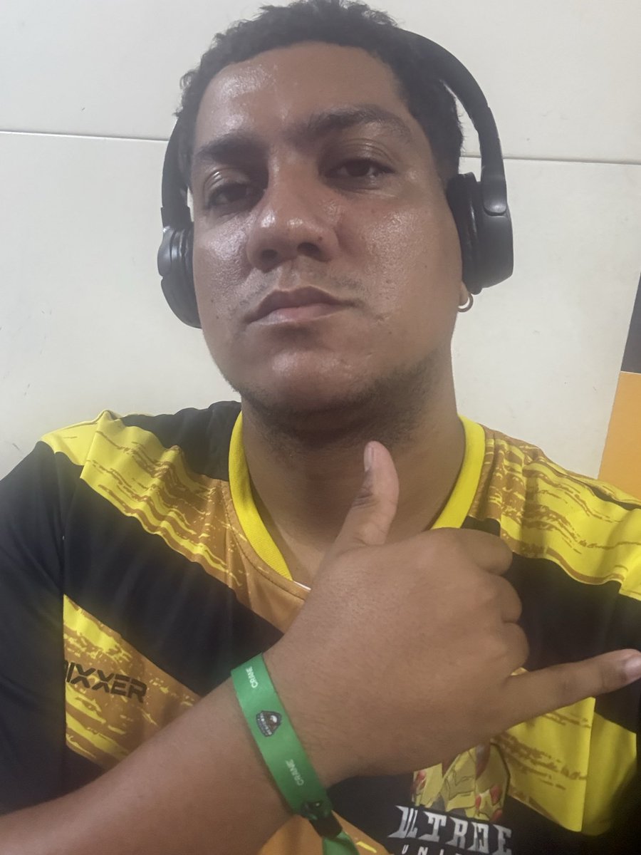 BruceSantos tweet media