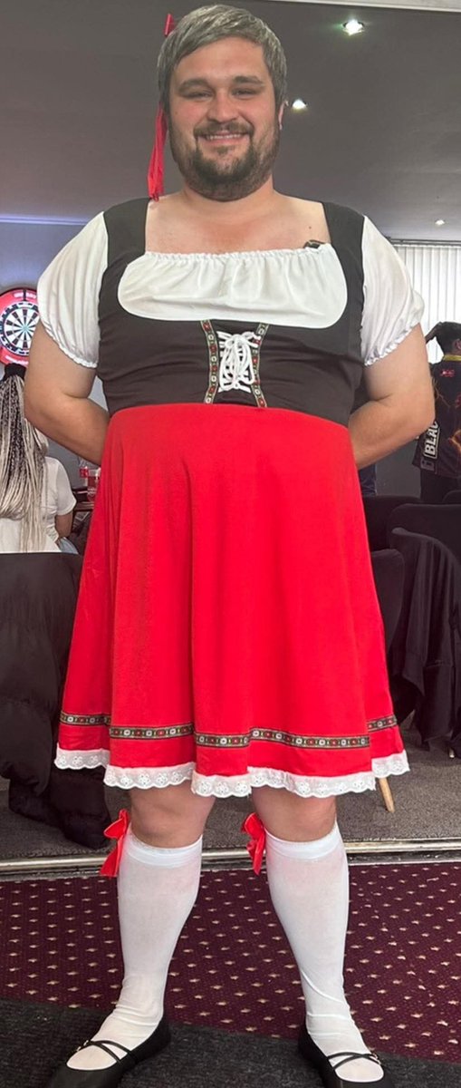 Six_Again tweet media