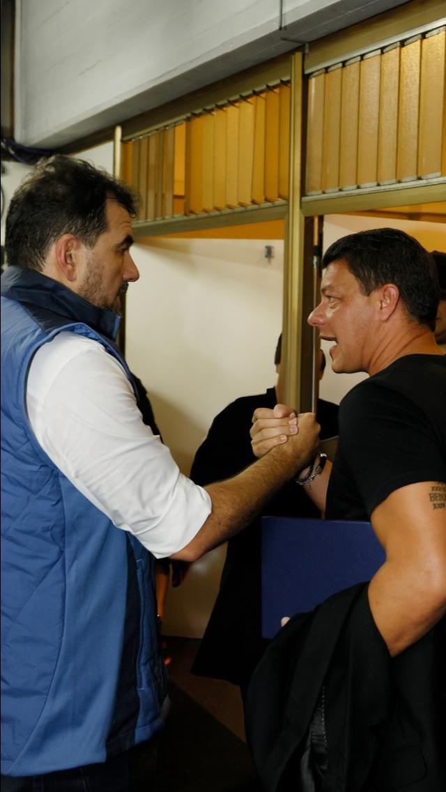 Orgulloso de caminar junto a Sebastián.
De la pensión a dar la vuelta en Japón. 
Nadie como él para representarnos y ser la imagen institucional del Boca 
que queremos construir.
🇸🇪

<a href="/sebabattaglia5/">Sebastian Battaglia</a>