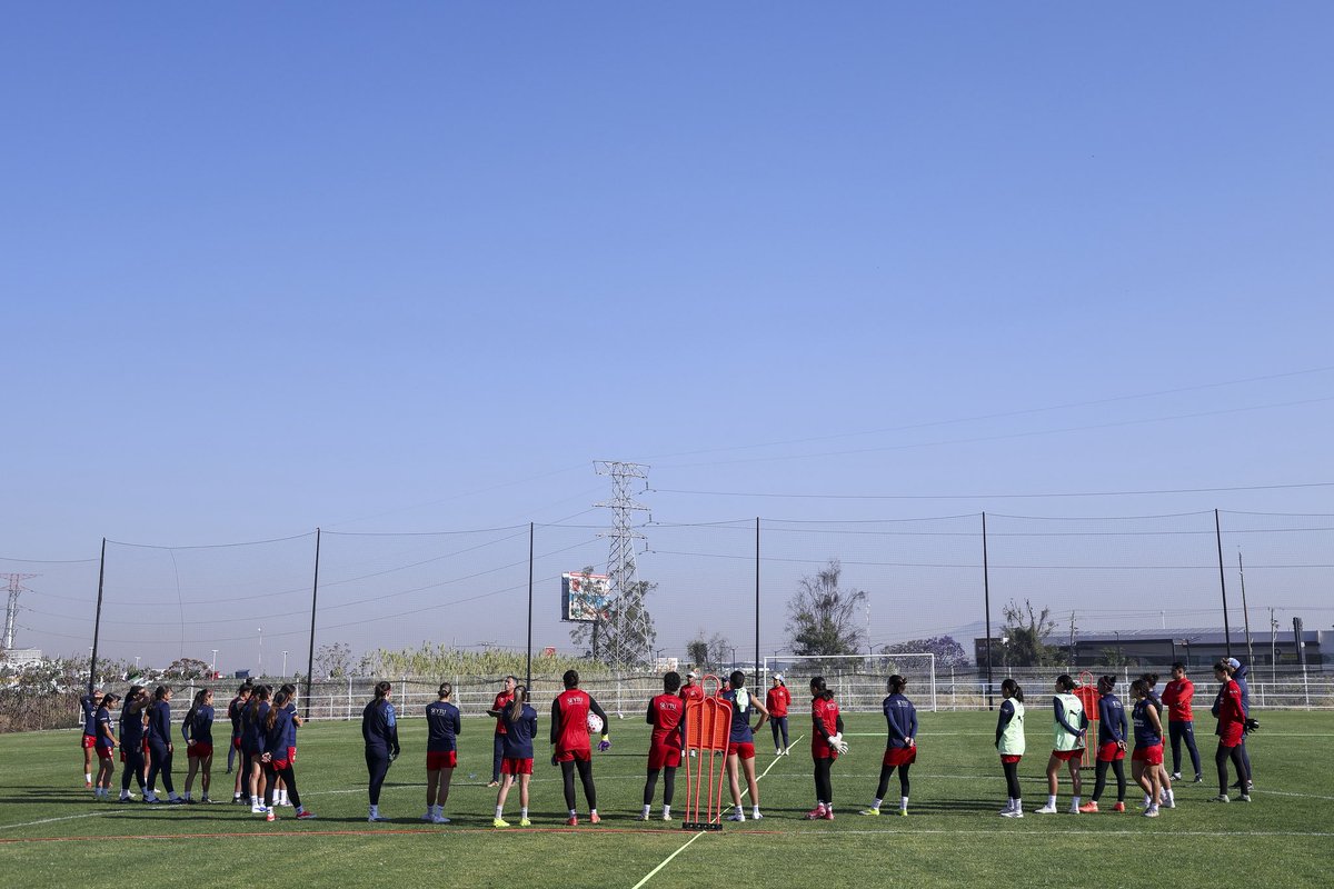 ChivasFemenil's tweet photo. ☀️ ¡Buenos días, Rojiblancos! 🇦🇹 https://t.co/yXegUbZw3V
