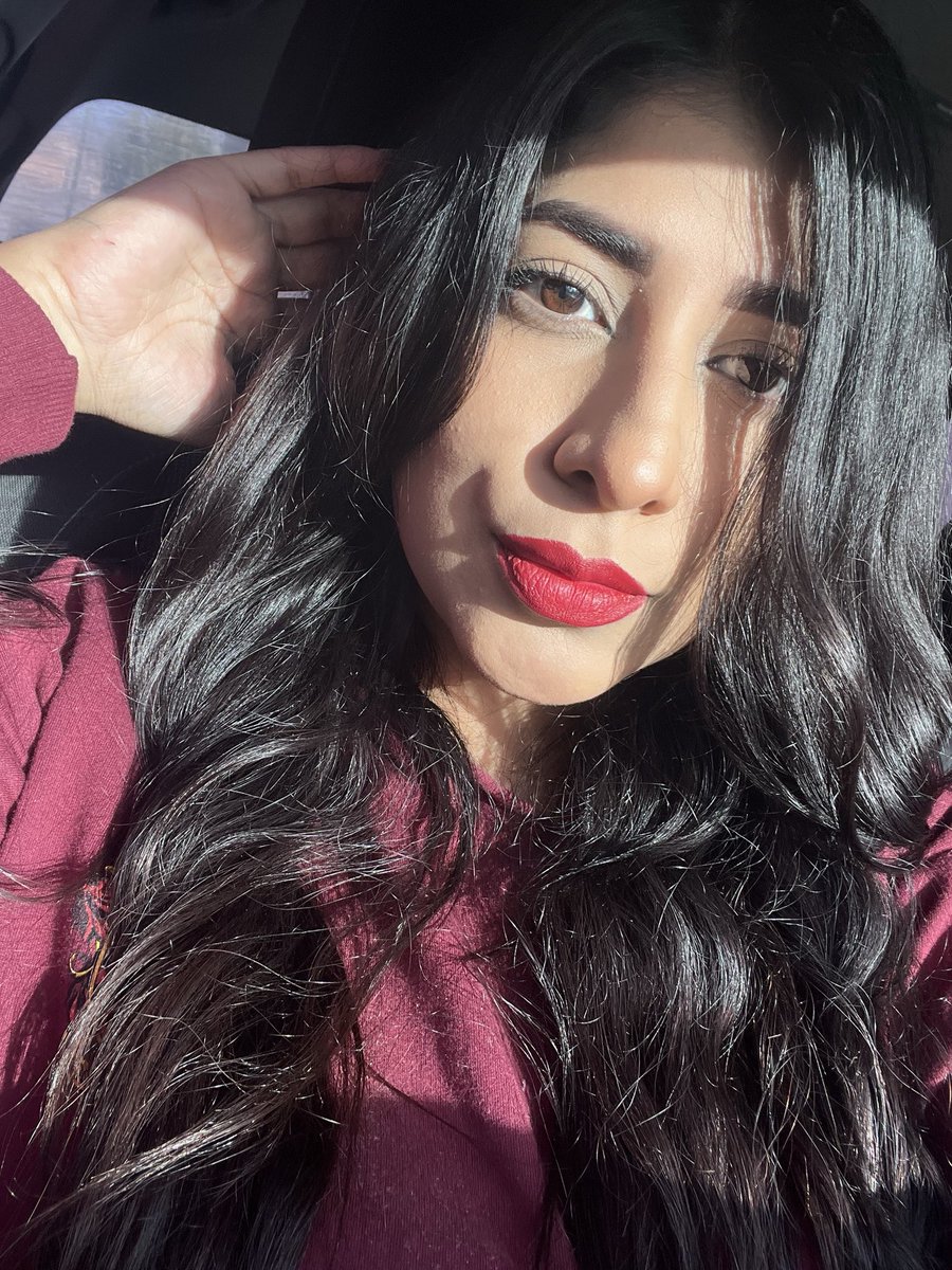 Cinthia de León🖤 tweet media
