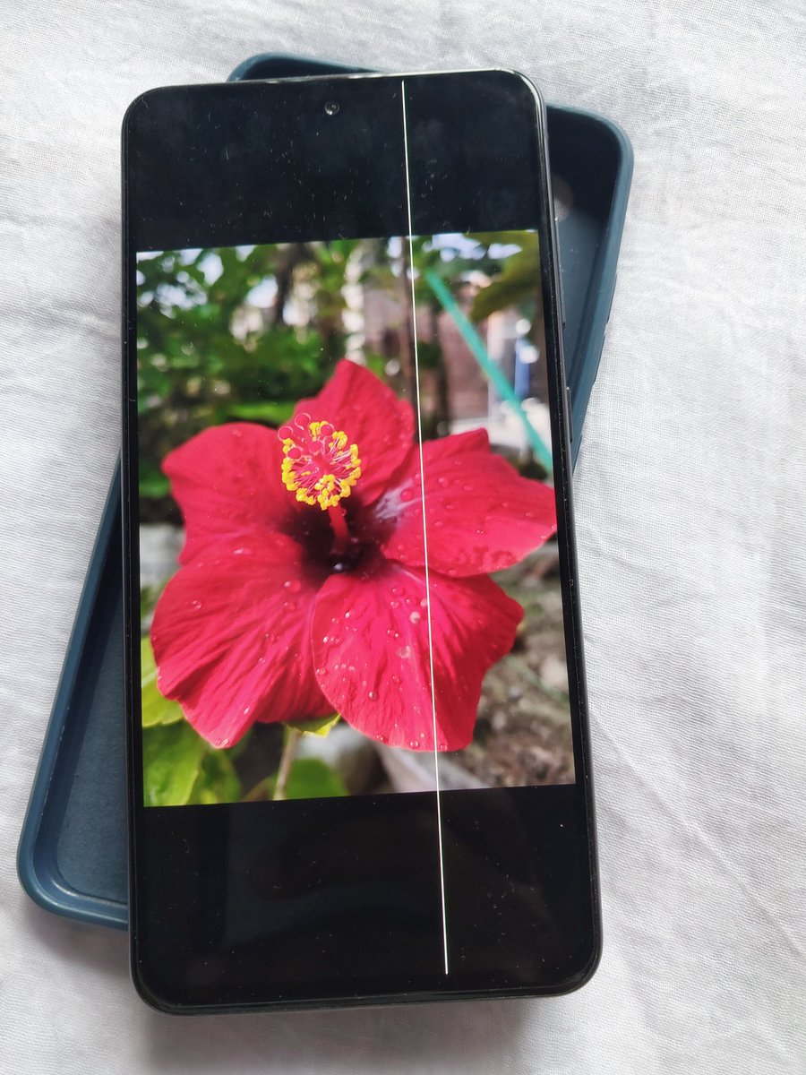 BSayan86409's tweet photo. @imYadav31 You’re not alone.
Second time I’m facing the green line issue. Already repaired before, took almost 1–2 months, and now it’s back again.
Really disappointing from @SamsungIndia.
@Samsung
#GreenLineIssue #SecondTime #S21FE #HardwareProblem #DisplayIssue https://t.co/98xE9Uhnuq
