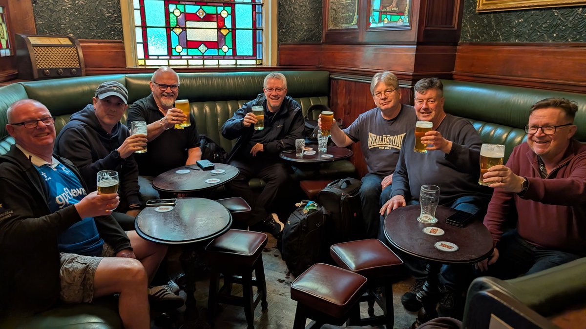 Tom Piffle tweet media