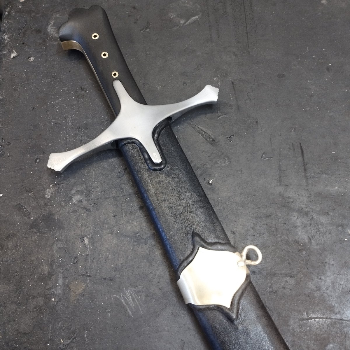 Ádám Bodorics tweet media