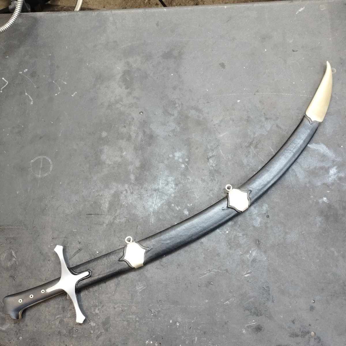 Ádám Bodorics tweet media