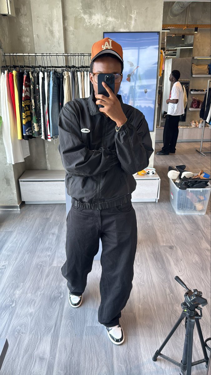 louisthecaution's tweet photo. Now we dey work for vivienne Westwood 🎶 https://t.co/ZYpjENtdMR