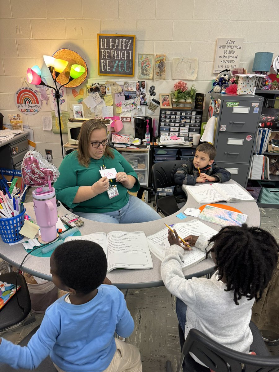 Debbie Skaggs tweet media