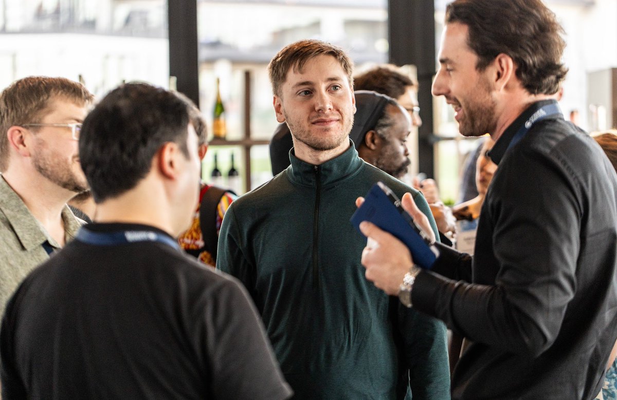 Steven Molotnikov tweet media