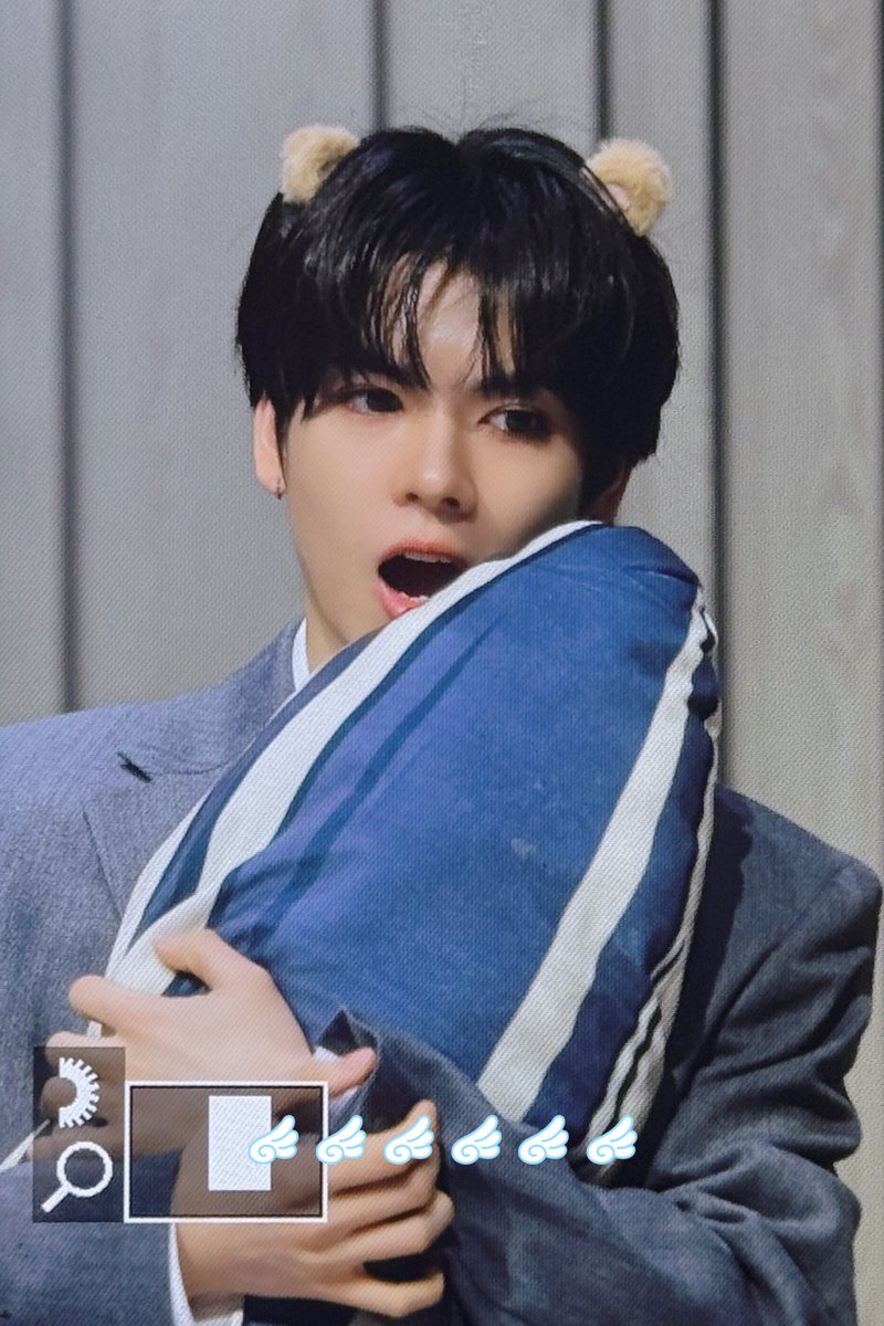 fluffy_0411's tweet photo. 🐹🐹🐹🌻🌻🌻 https://t.co/E5i0voixvA
