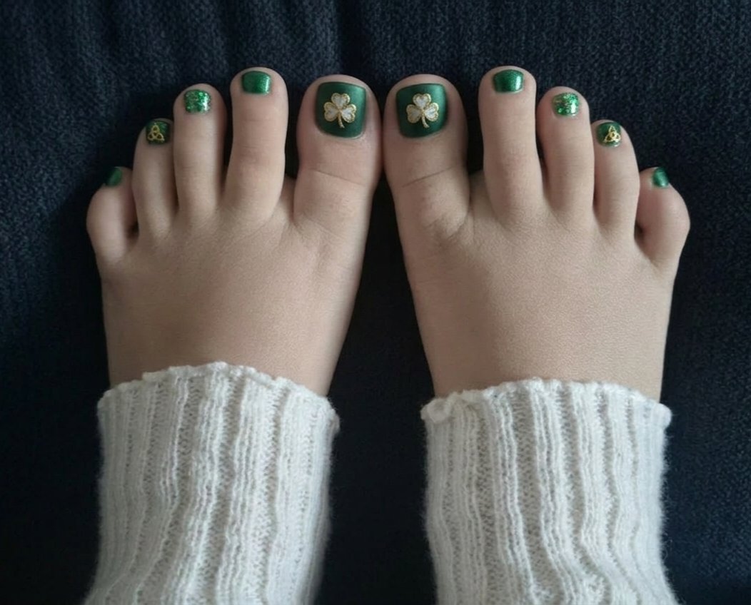 Softsteps_vip's tweet photo. @FeetFinder Hi! How do like mine?? https://t.co/DZjulkk5Cv