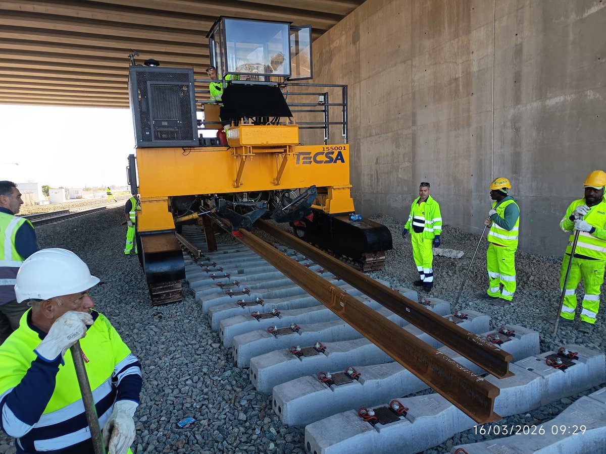 Óscar Puente tweet media