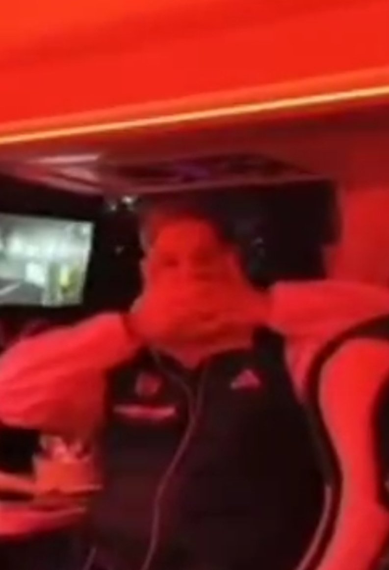 Ootoobeah tweet media