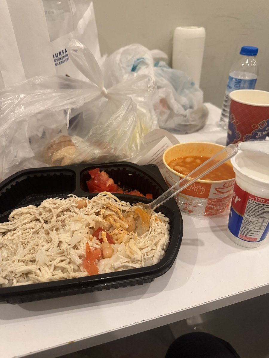 iphone 17 pro tweet media