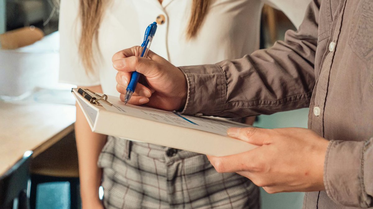 Influx.com tweet media