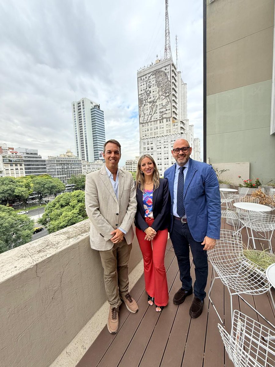 Universidad Internacional de La Rioja (UNIR) tweet media