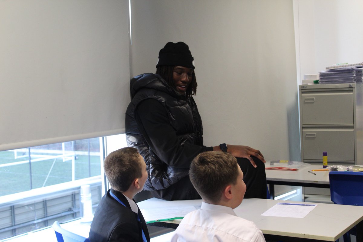 Everton in the Community tweet media