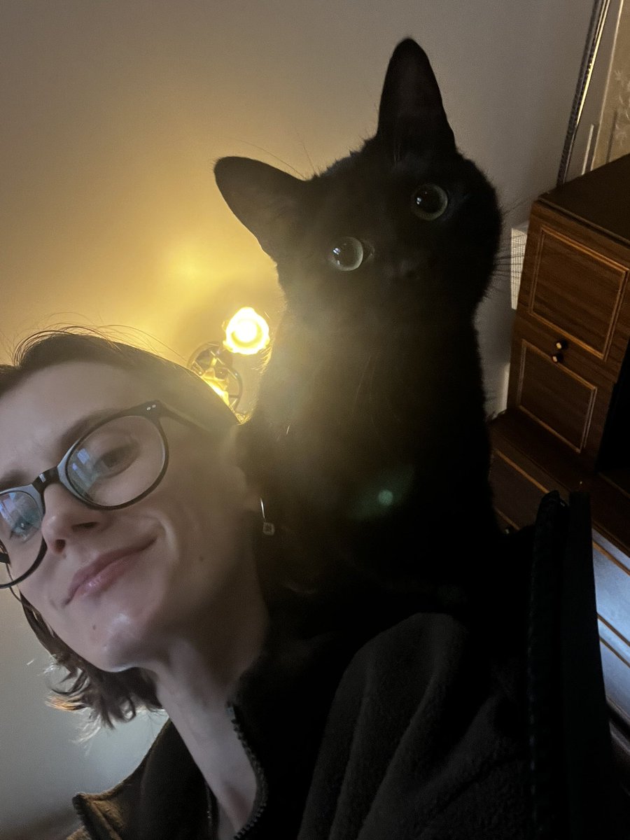 шмøсби 🌻 56 tweet media