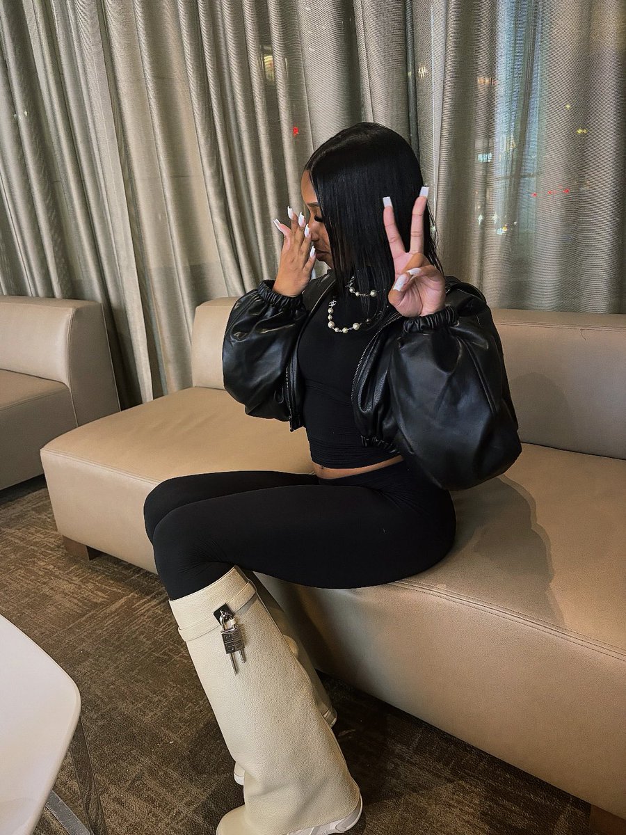 therealmaniii_'s tweet photo. https://t.co/WdXxrJpE8h