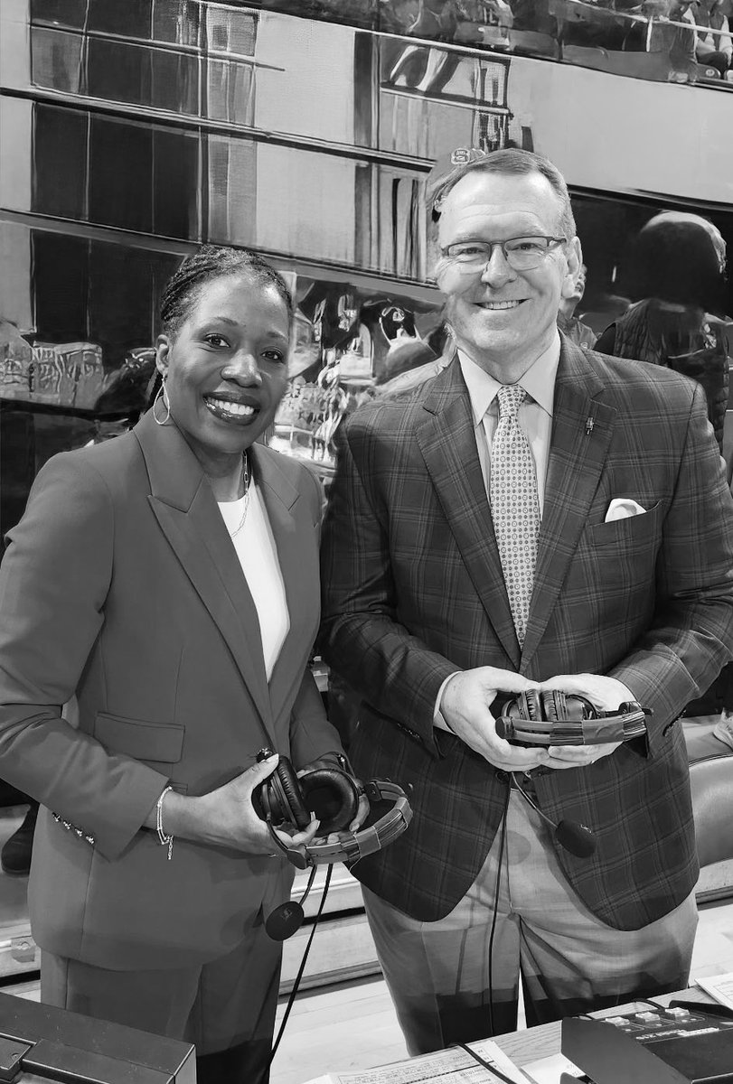 WesDurham's tweet photo. Excited to be on the road to #FinalFour @MarchMadnessWBB in Louisville this Saturday. Great to be paired with @AFTaylor22 again for @UVMwbb @LouisvilleWBB @Rhody_wbb @AlabamaWBB / @espn https://t.co/IkFU7E5rqH
