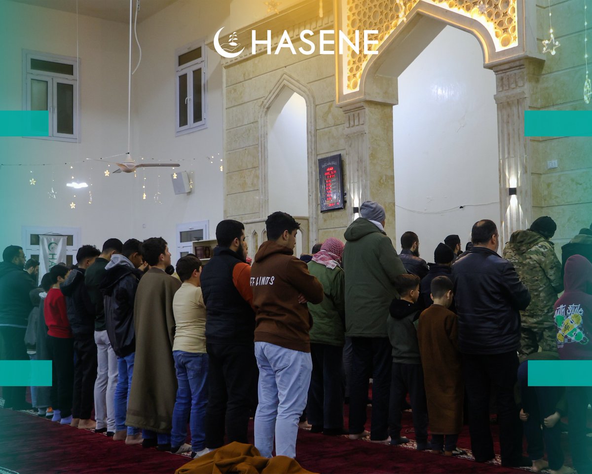 HaseneSyria's tweet photo. 🇸🇾
حاولنا إحياء ليلة القدر في مسجد ��بو بكر الصديق بقرية حسنة. واختتمنا هذه الليلة، التي هي خير من ألف شهر، بتناول وجبة السحور.

🇹🇷 
Hasene Köyü Hz. Ebubekir Camii’nde Kadir Gecesi’ni ihya etmeye çalıştık. Bin aydan daha hayırlı bu geceyi sahur programı ile tamamladık. https://t.co/FjQtxrbzul