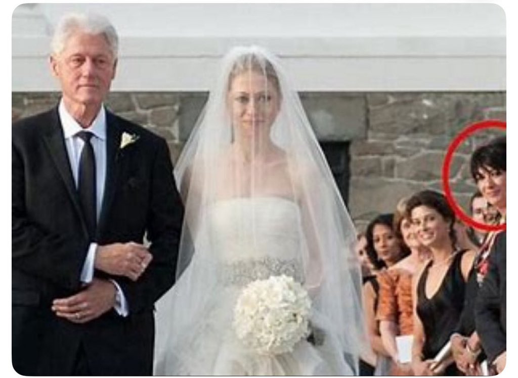 𝔉🅰𝒏 Karoline Leavitt tweet media