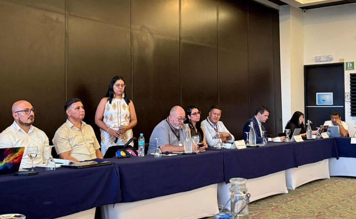 MinTrabajo tweet media