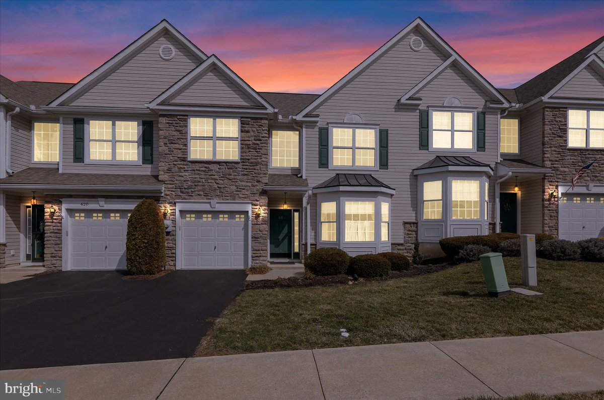 ppfennig's tweet photo. 418 Harvest Drive, Blandon, PA, 19510
3 bed | 3 bath 2138 Sq. Ft.
Active | 270000
https://t.co/310iqkVUY2
Welcome to 418 Harvest Drive, located in the desirable 55+ gated community in Blandon. This beautifully maintained home offers spacious rooms and comfortable living... https://t.co/xN9XVN14sT